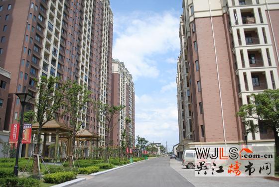 陽(yáng)光新天地在售高層　面積150平米均價(jià)7400元/㎡