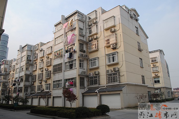 名城花園復式