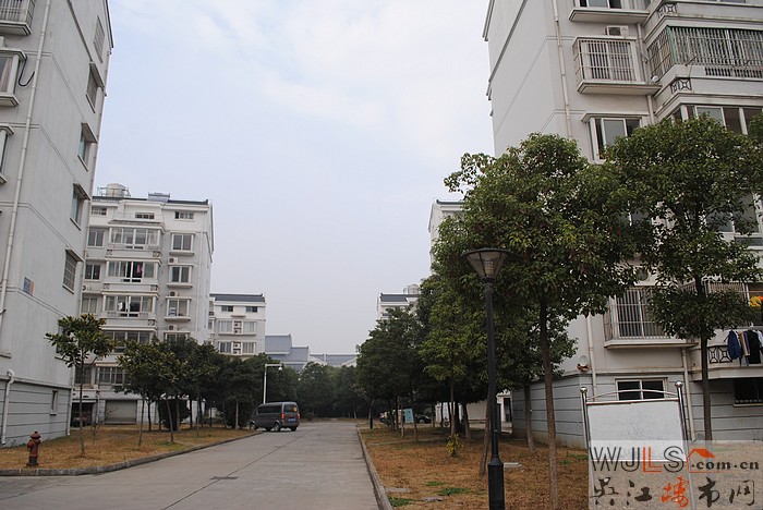 簡單干凈，樓層好，地段好學(xué)區(qū)房