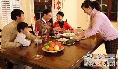 天城花園的24小時(shí)生活 每時(shí)每刻充滿(mǎn)溫情