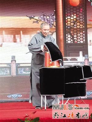 吳江新城吾悅廣場舉行品牌發(fā)布會