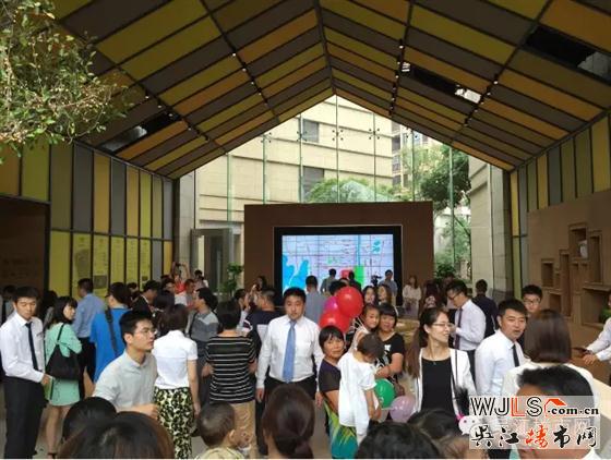 吳江萬科公園里項(xiàng)目售樓處今天(6月25日)公開正式對外公開!