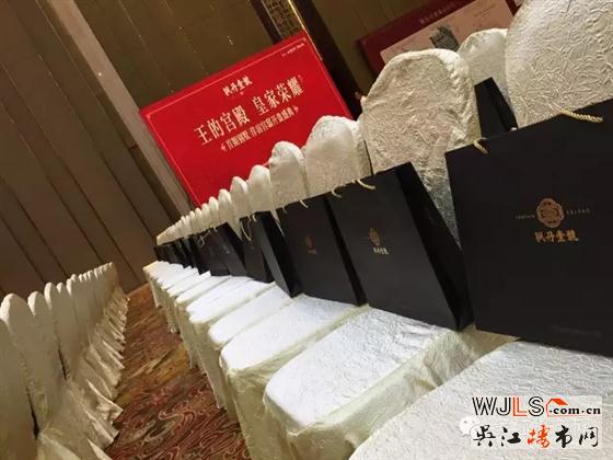楓丹壹號中秋節(jié)在吳江賓館首次開盤,場面堪稱壯觀!