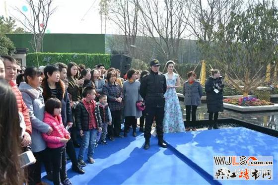 運東板塊三千邑今天上午舉辦售樓處正式公開儀式！