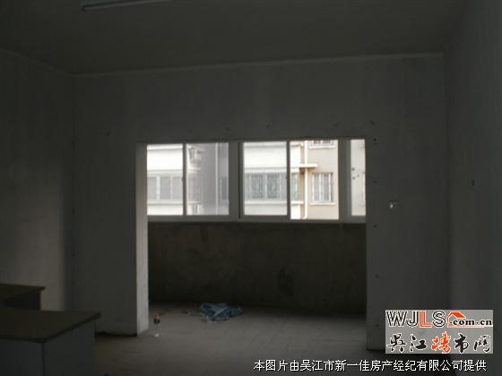 太湖花園南區(qū)愛德實驗雙學(xué)區(qū)房 多層得房率高
