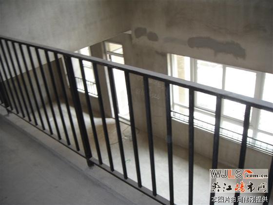 金域華府 花園洋房 帶花園送陽臺(tái)