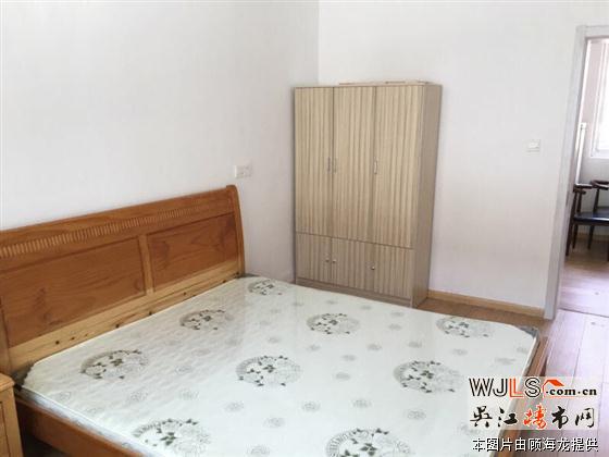 G流虹路實(shí)驗(yàn)初中學(xué)區(qū)房2樓59平120萬新裝修