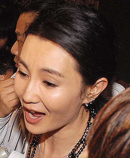 細(xì)數(shù)被頸紋出賣的明星 褶皺曝光青春逝去