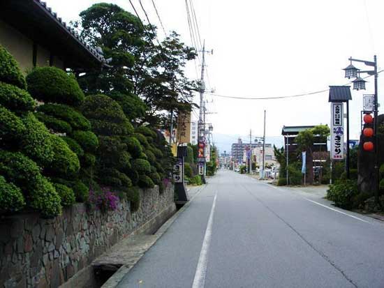 絕對(duì)真實(shí)!看看日本的“社會(huì)底層”農(nóng)村住房