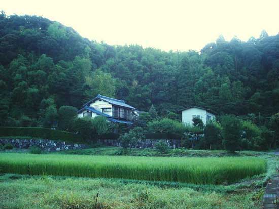 絕對(duì)真實(shí)!看看日本的“社會(huì)底層”農(nóng)村住房